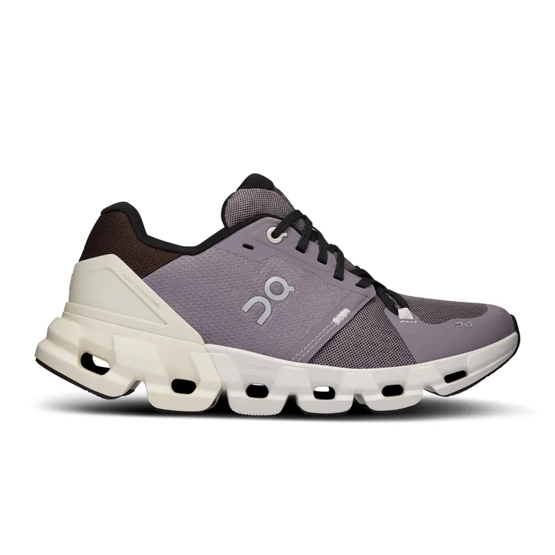 On Running Cloudflyer 4 Womens running shoe in Shark/Pearl