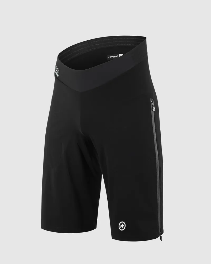 Assos Mille GTC Zeppelin Cargo Shorts C2 in black-3