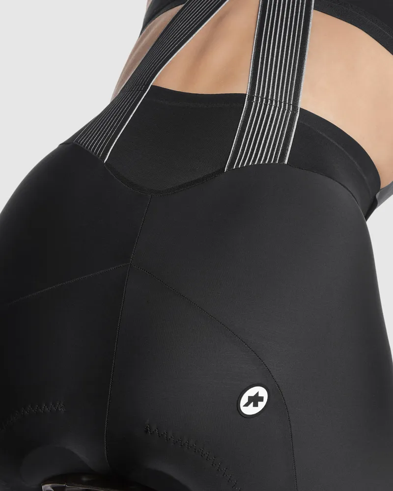 Assos UMA GT Bib Shorts C2 in black-5
