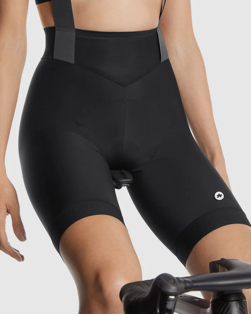 Assos UMA GT Bib Shorts C2 in black-4