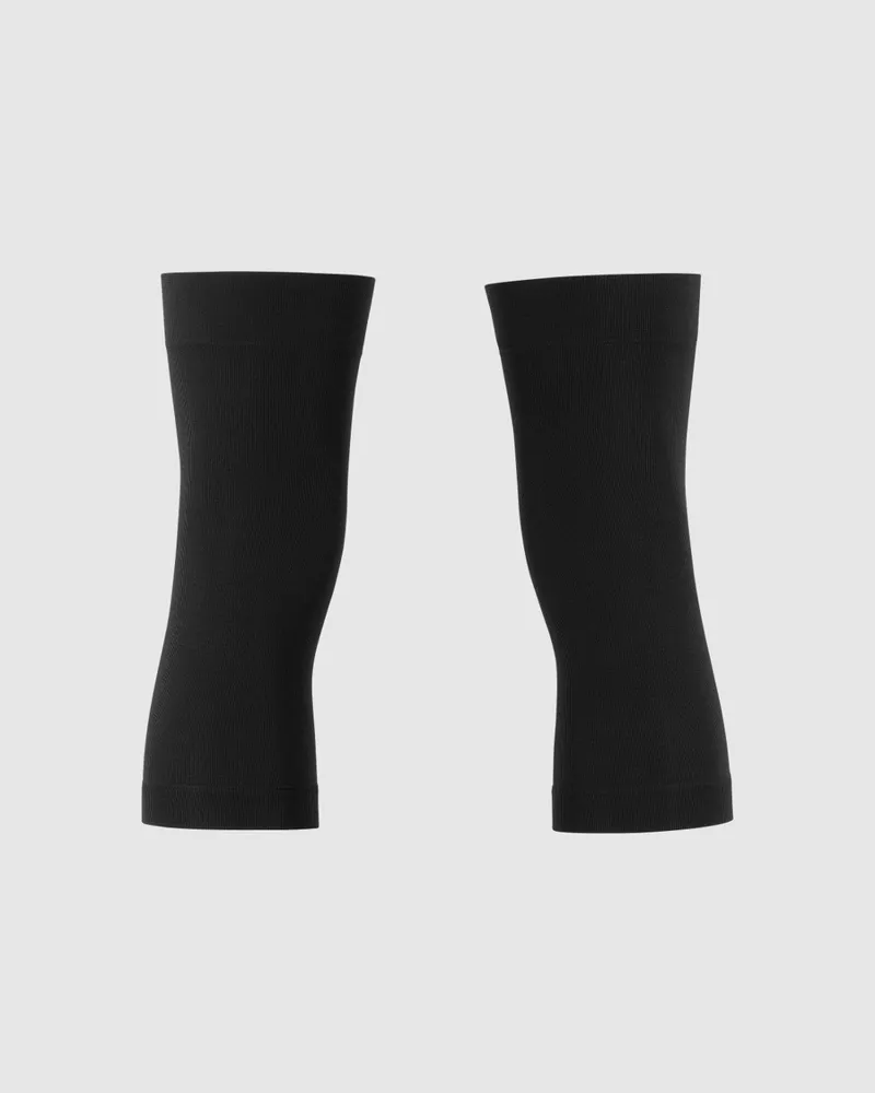 Assos Spring Fall Knee Warmers EVO in black-2