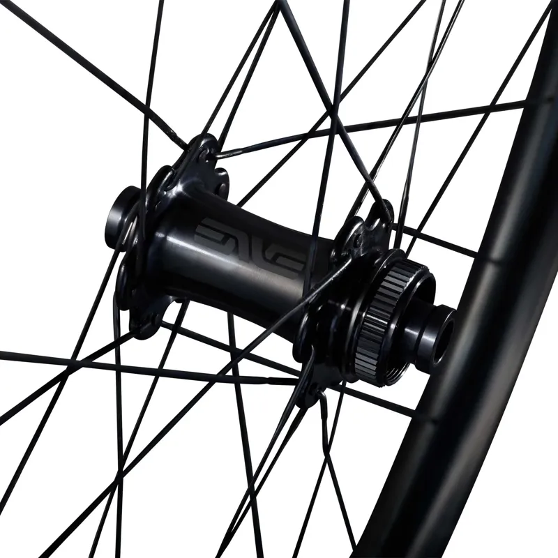 2022 Enve SES 4.5 Clincher Wheelset in Black-2