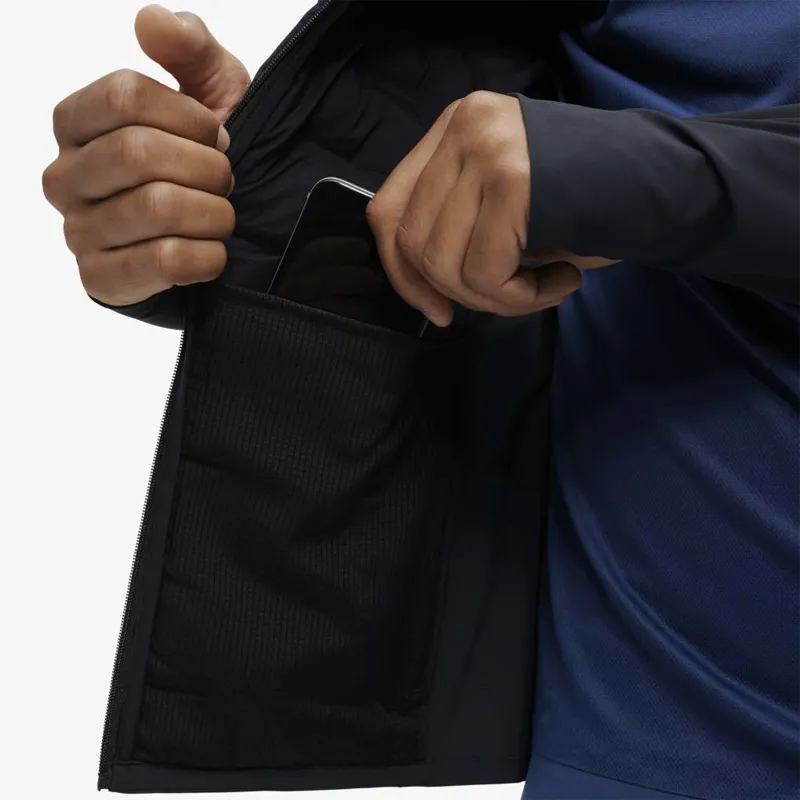 On Running Climate Jacket Mens in Black-4