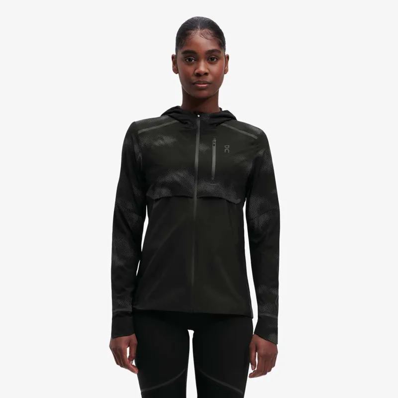 On Running Womens Lumos Weather Jacket in black/reflective