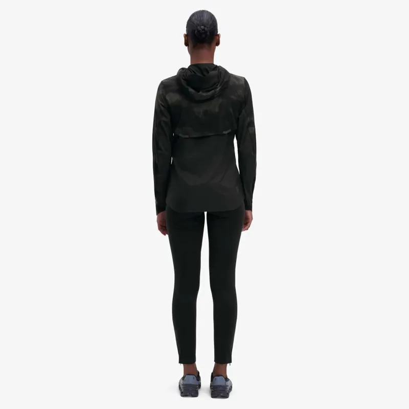 On Running Womens Lumos Weather Jacket in black/reflective-2