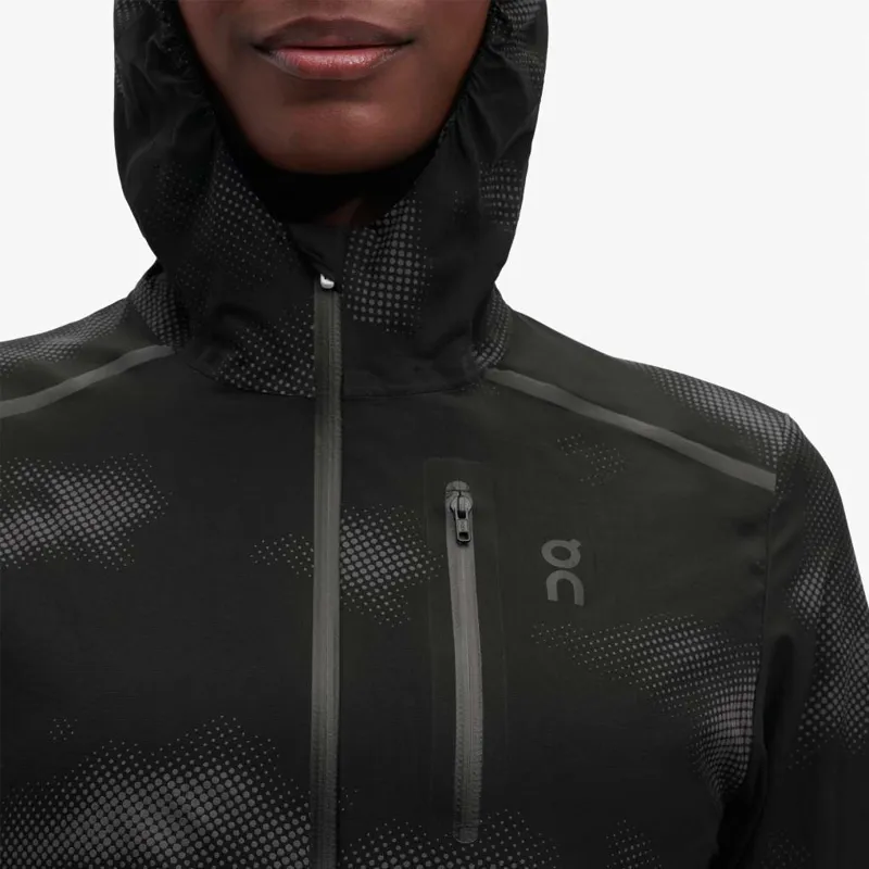On Running Womens Lumos Weather Jacket in black/reflective-1