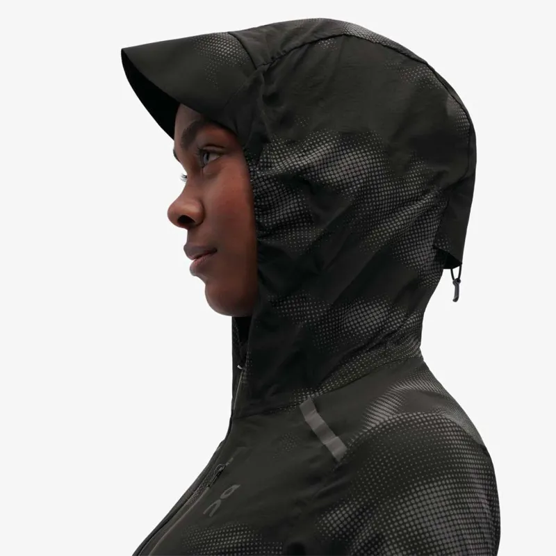 On Running Womens Lumos Weather Jacket in black/reflective-7