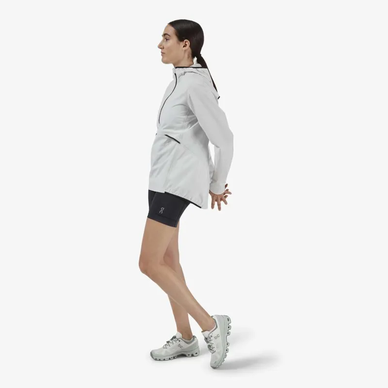 On Running Women's Waterproof Anorak in White-1