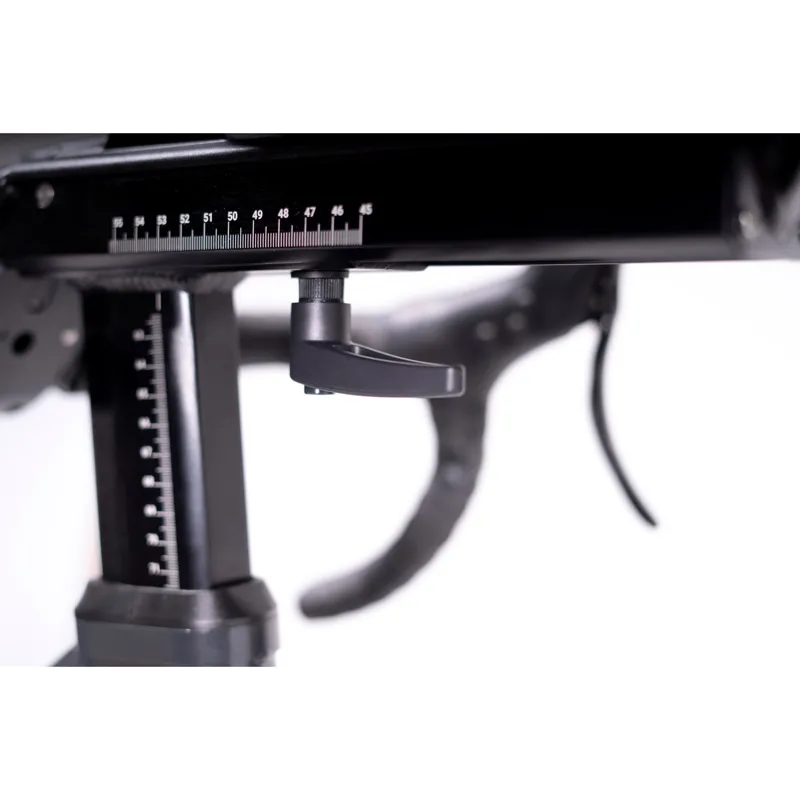 Stages SB20 Smart Indoor Training Bike-10