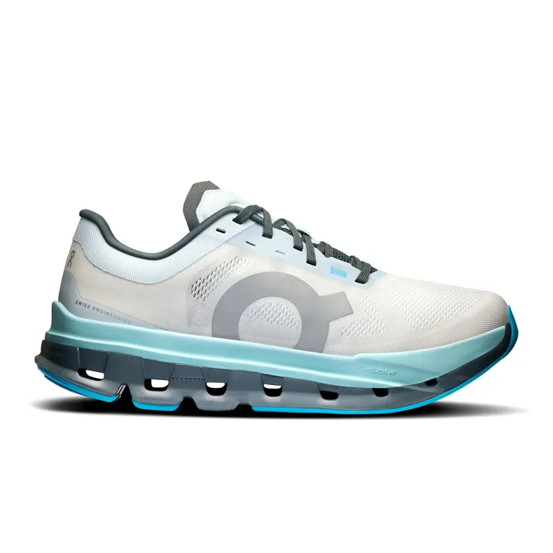 On Cloudflow 5 Women's running shoe in Arctic/Stone