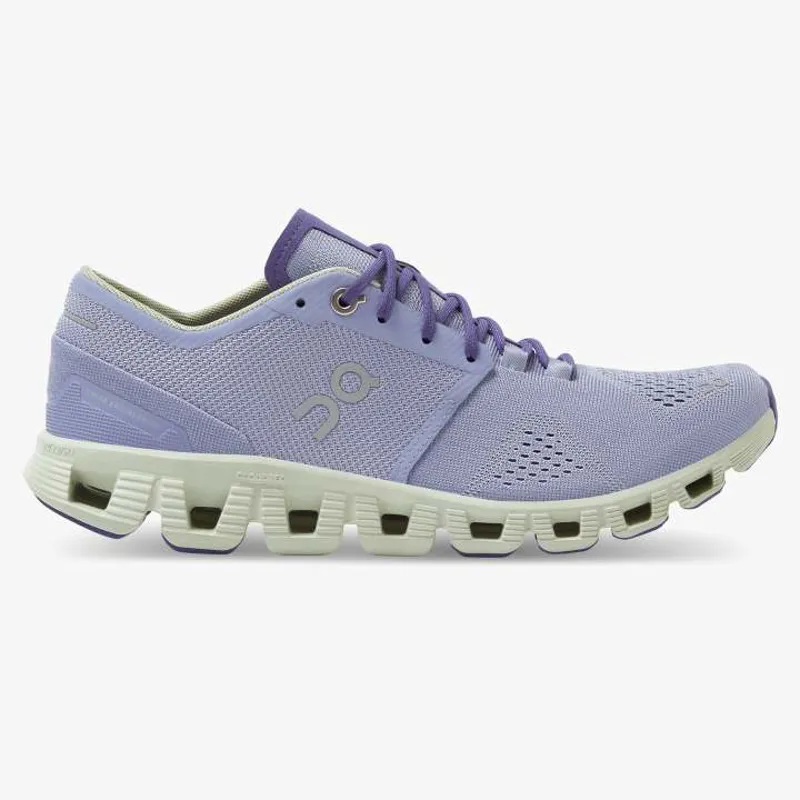 2022 On Running Cloud X Womens Trainer in Lavender/Ice