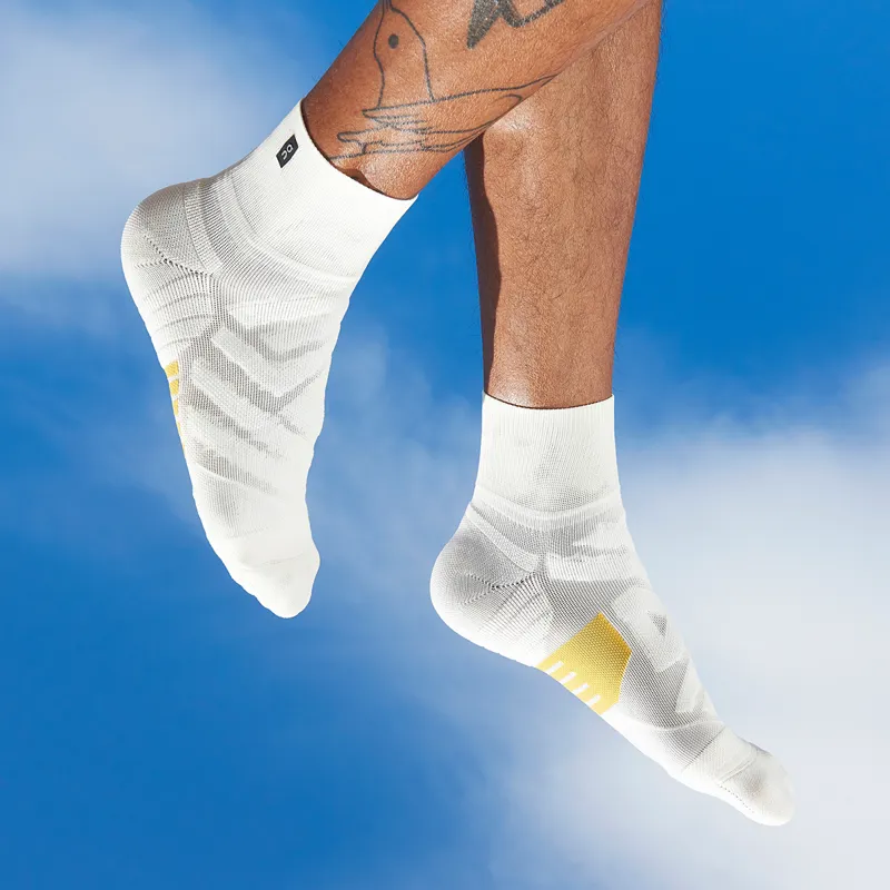 On Running Mid Sock Mens White/Ice-1