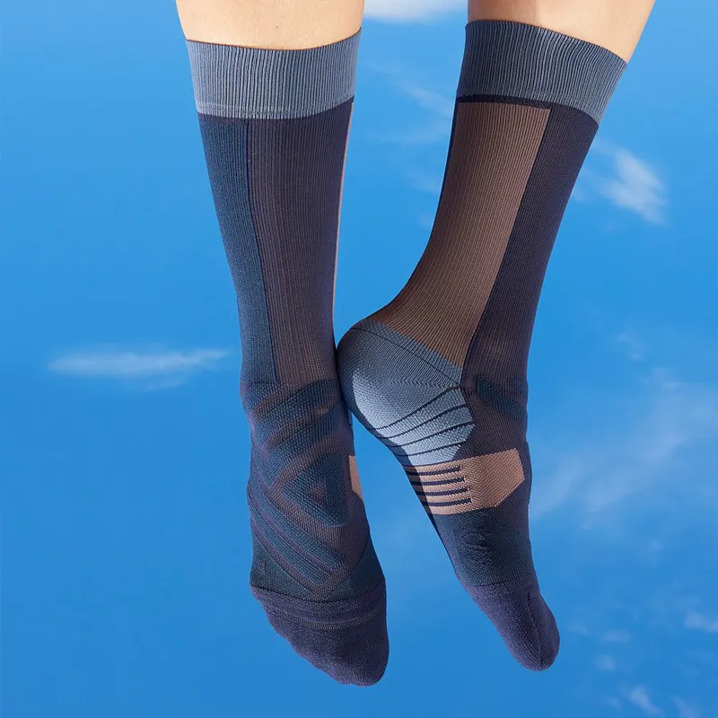 On Running High Sock Womens Navy/Grape-1