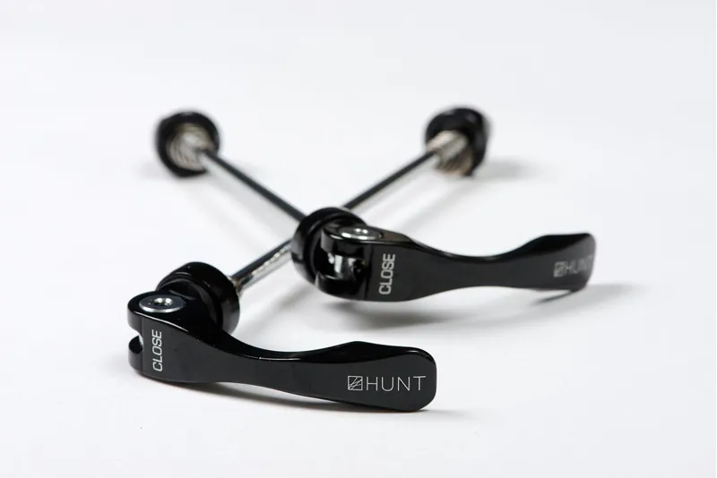 Hunt 4 Season Aero V2 Wheelset Black Rim brake QR Shimano F/H-2