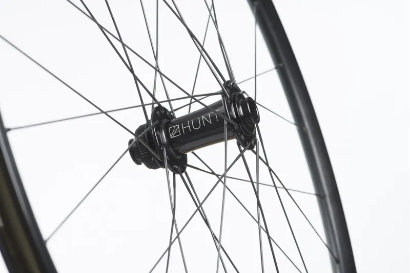 HUNT 4 Season Gravel Disc Wheelset 12mm thru axles Shimano Freeehub-2