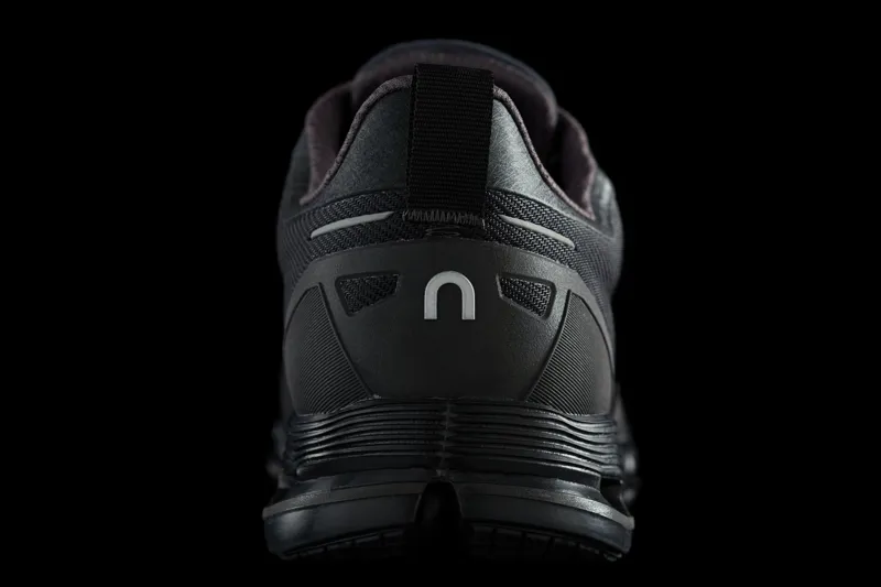 2018 On Running Cloudflyer Womens Waterproof Shoe in Black/Lunar-2