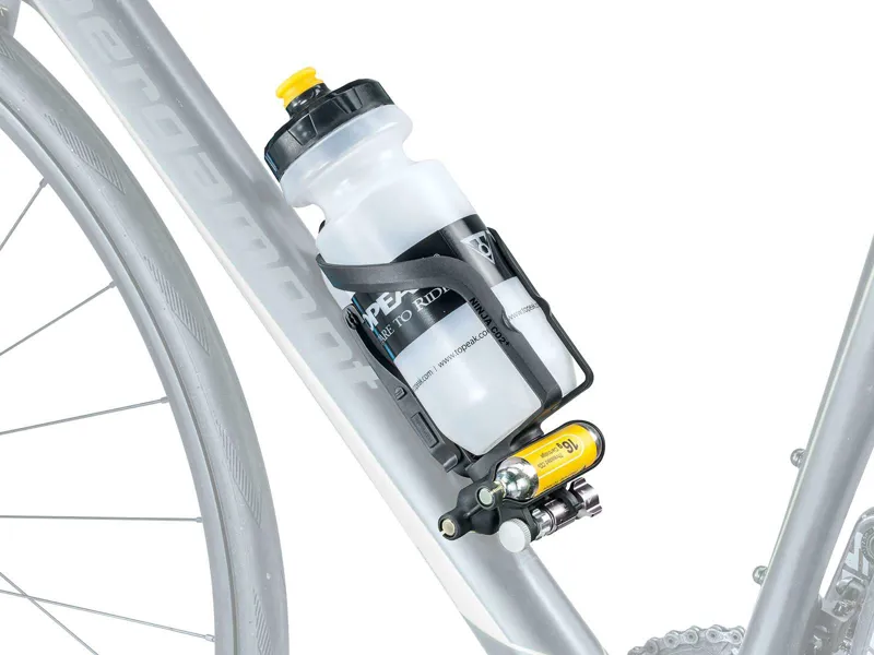 2019 Topeak Ninja CO2+ Bottlecage with CO2 Cartridges and Airbooster-2