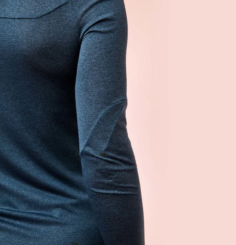 2018 On Running Performance Long T Womens Denim-1