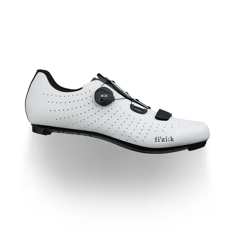 2018 Fizik R5 Overcurve Road Cycling Shoe in Black/White