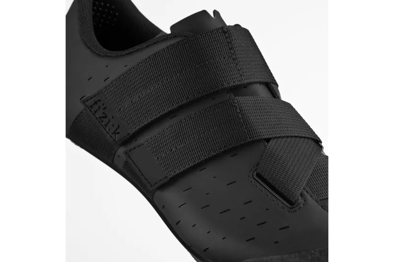 2019 Fizi:K X4 Terra Powerstrap Road/Gravel Shoe in Black-1