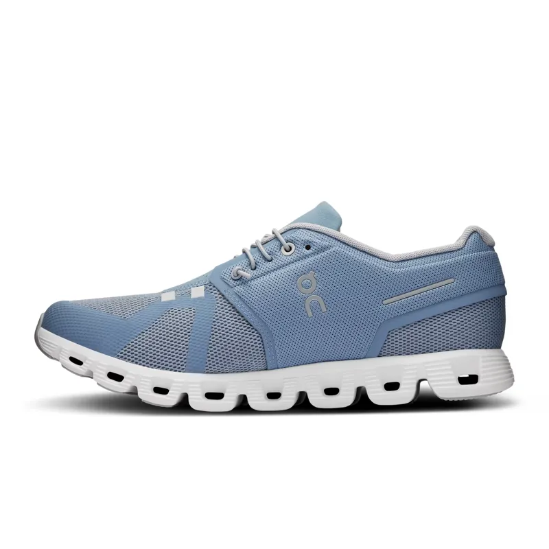 On Running Cloud 5 Mens trainer in Chambray/White-3
